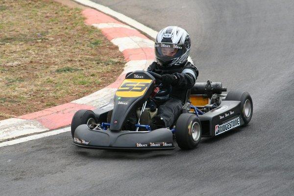 Découvrez le circuit de karting dédié pour enfant